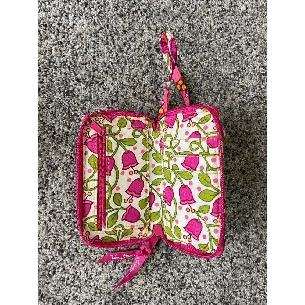 Vera Bradley Zip Zip Wallet Lilli Bell Pattern - Picture 2 of 3